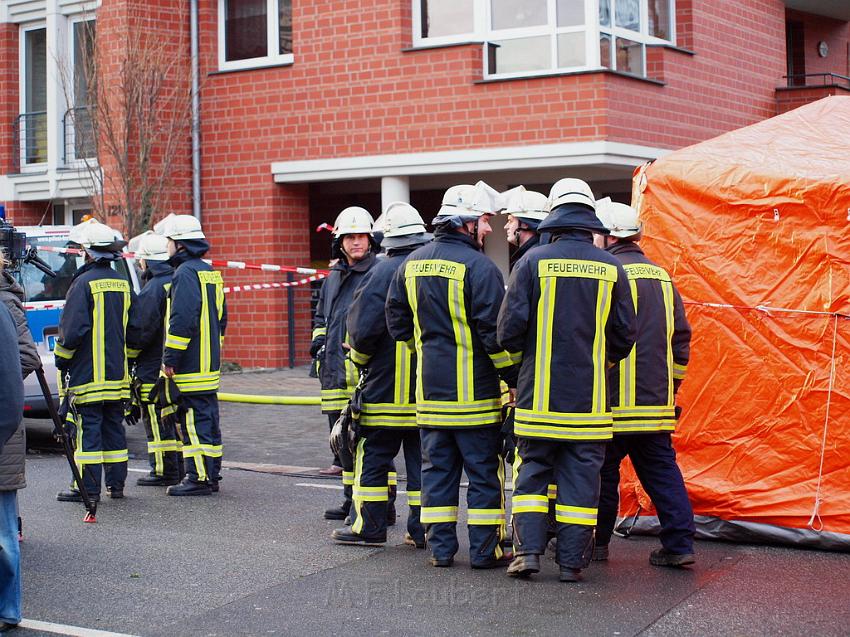 Hausexplosion Bruehl bei Koeln Pingsdorferstr P565.JPG